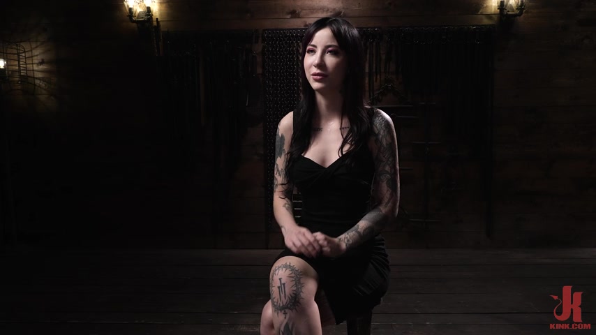 Charlotte Sartre: Extreme Bondage 